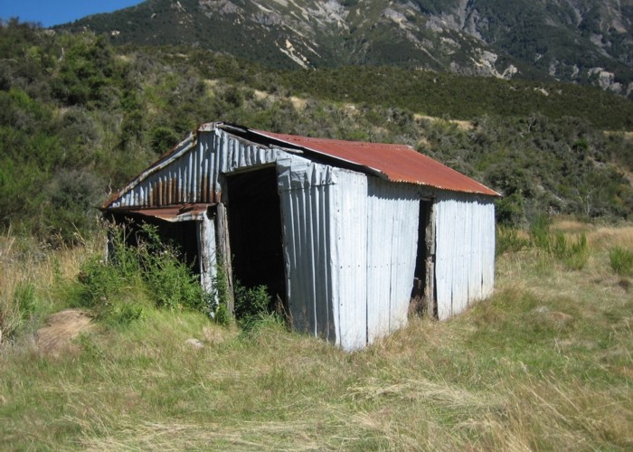Old Bridge hut
