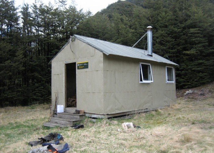 Top Leatham hut