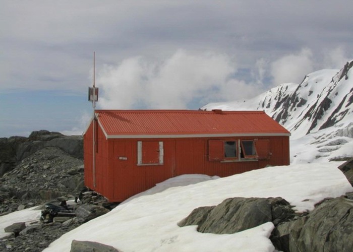 Alma Hut on Franz Josef glacier