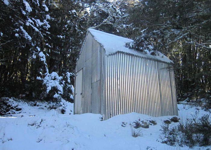 Lagoon Saddle hut in the Snow