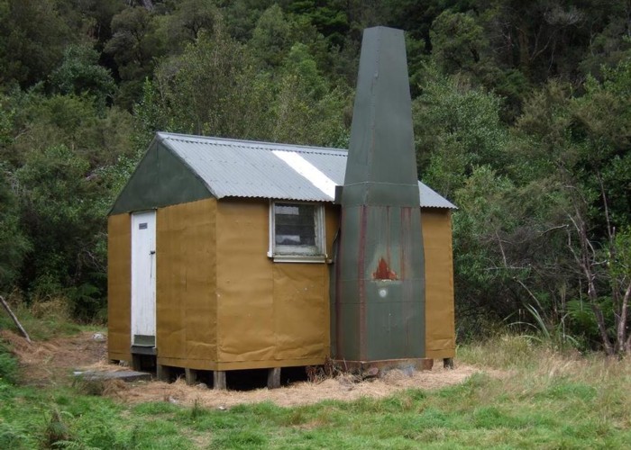 The hut that was transformed into the "new" Mt Brown hut  2009