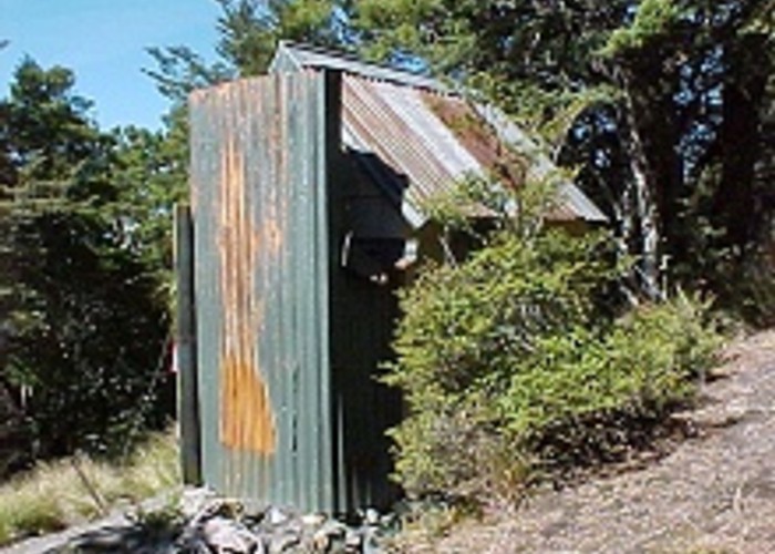 Loveridge Hut, Kahurangi National Park 
