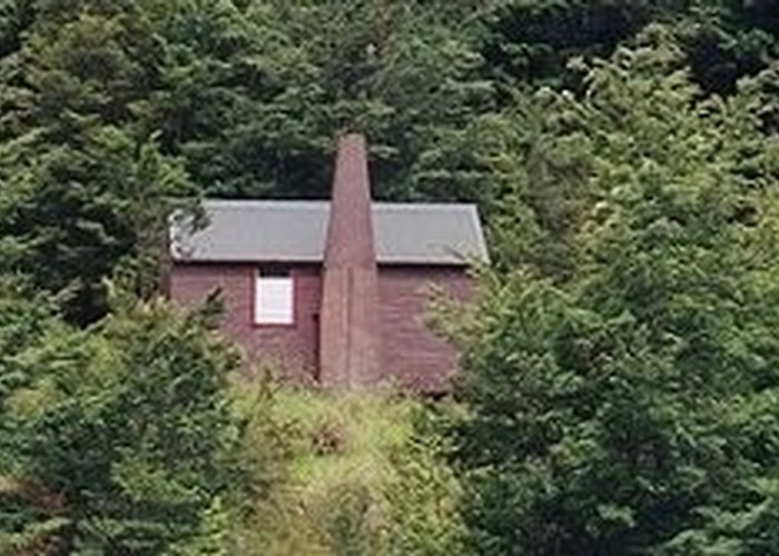 Roebuck Hut