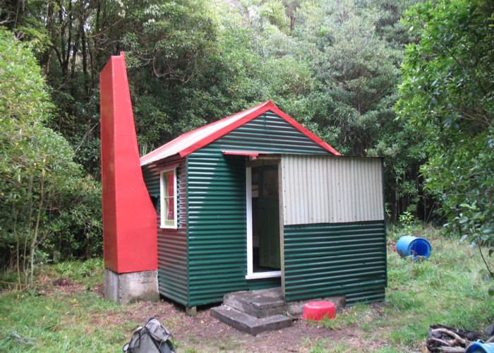 Waiorongomai Hut
