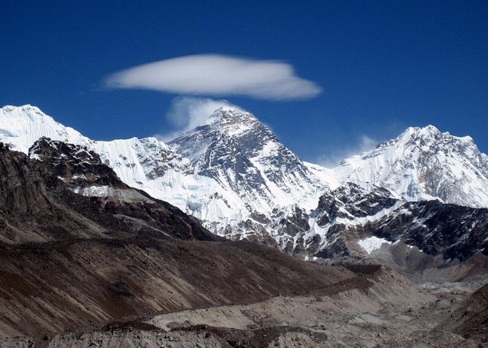 Everest from Gokyo lakes