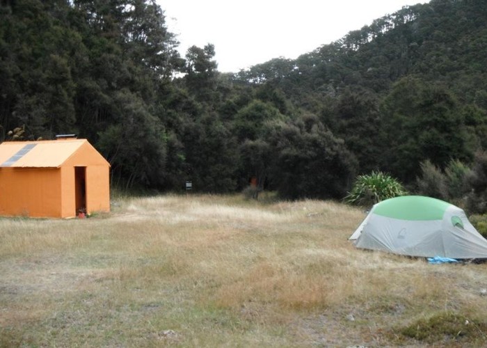 Kiwi Mouth hut