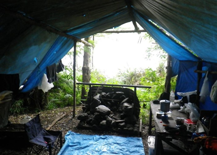 Te Kumi Flat tent camp