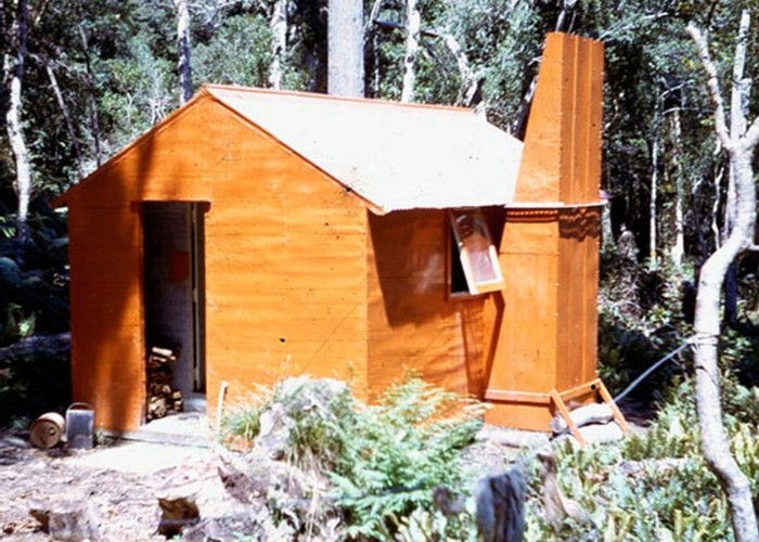 Mid Waiohine hut