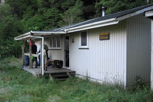 Tutuwai Hut