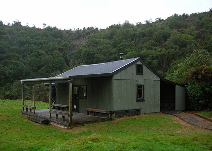 Parawai Lodge, Tararuas (Otaki Forks)