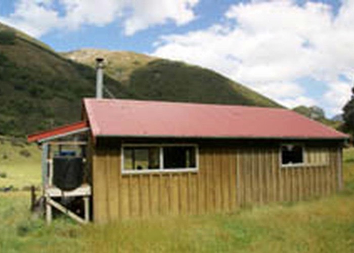 Boyle Flats Hut