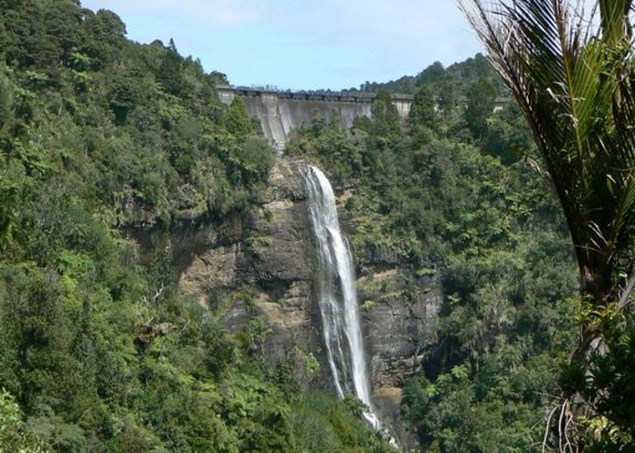 Waitakare Waterfall
