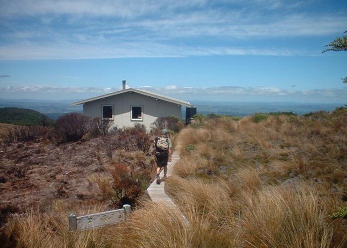 Mangahuehue Hut - Round The Mountain (Ruapehu)