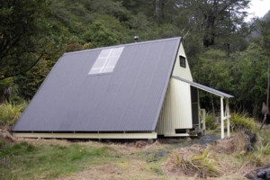 daphne hut,eastern ruahines,sept 2007