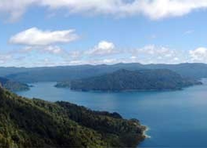 Panekiri Bluff overlooking Lake Waikaremoana