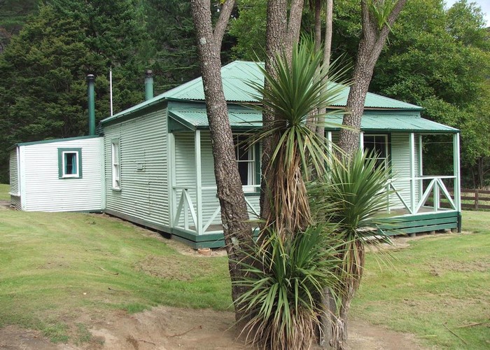 Robsons Lodge