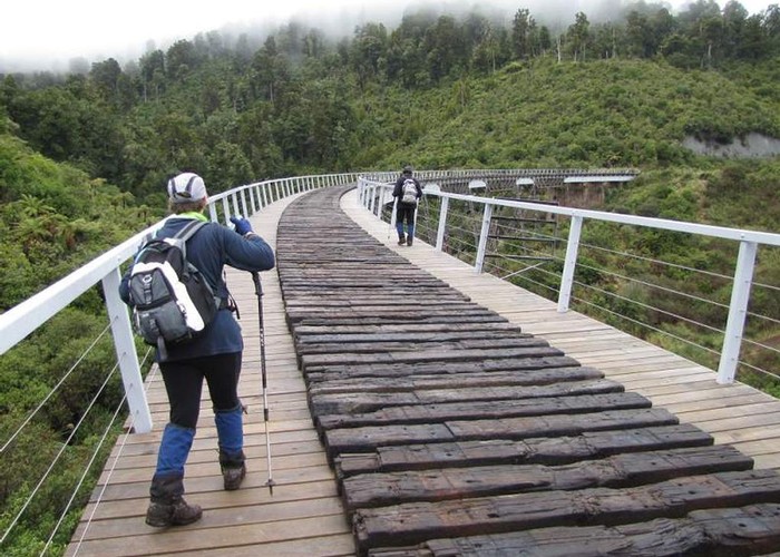 Crossing Hapuawhenua Viaduct