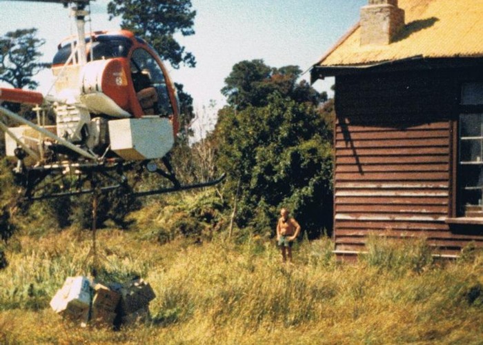 Port Craig hut Jan 1981