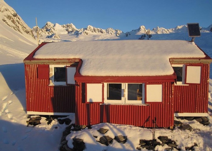 Almer Hut, Franz Joseph Glacier