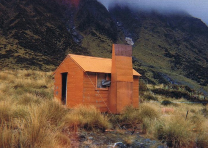 Top Tuke hut  Dec 1975
