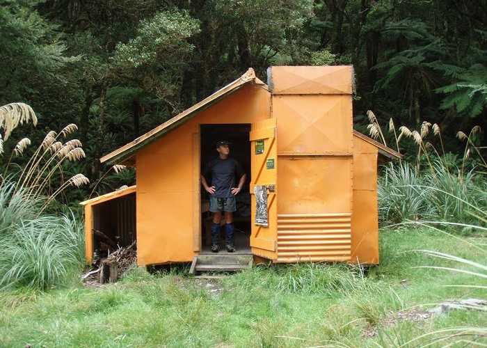 Awatere hut